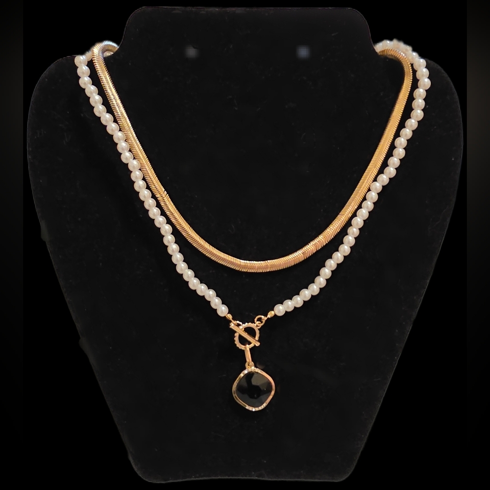 Isaac Mizrahi Toggle Necklace